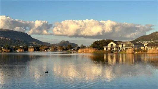 3 Bedroom Property for Sale in Lake Michelle Western Cape